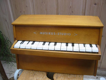 Toypiano Musicus Studio